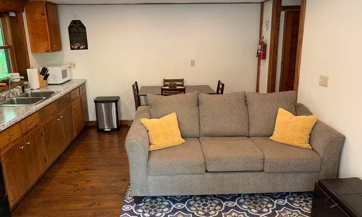 Photo of Livingroom in Carpenter