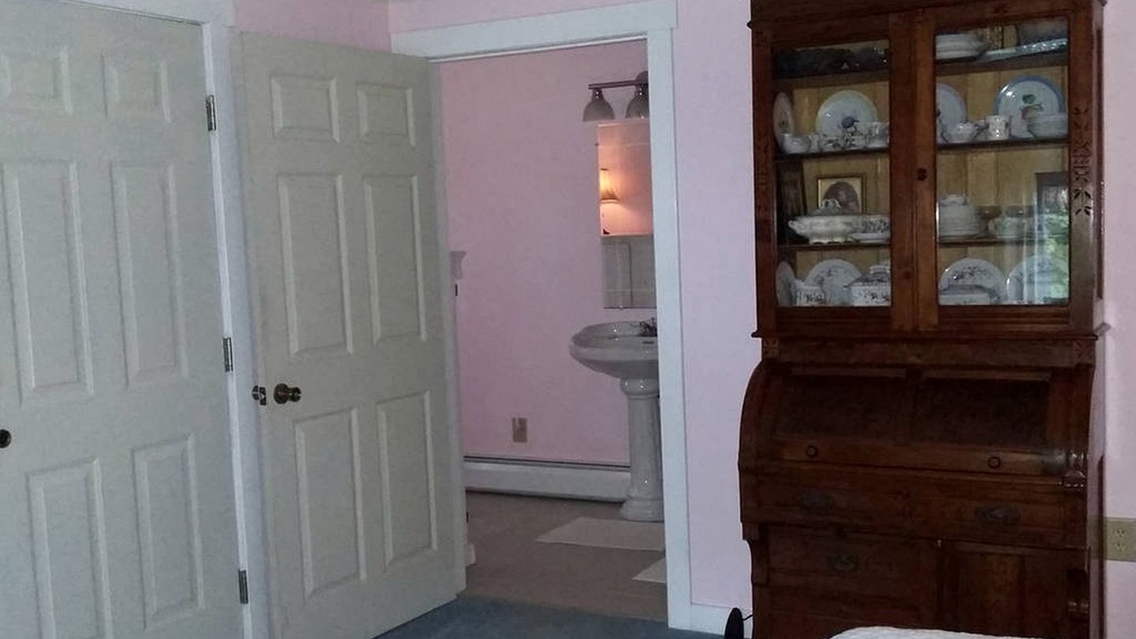 Photo of Bedroom in Fairview  Highland County