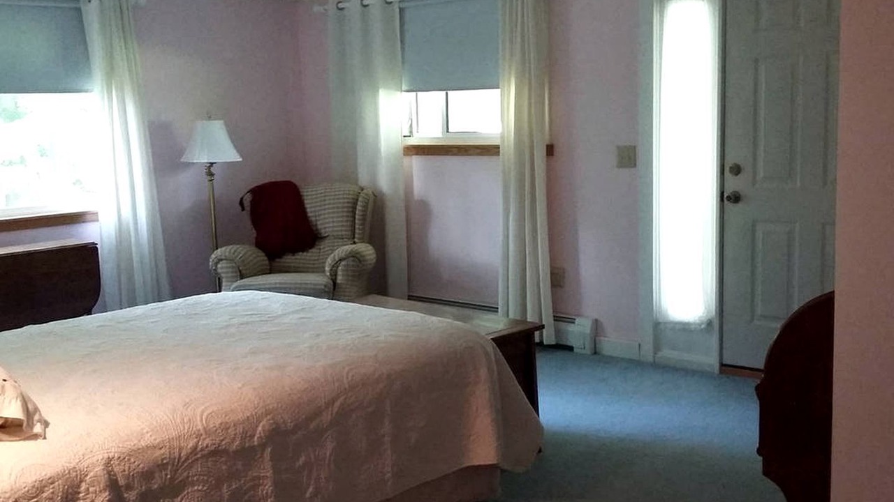Photo of Bedroom in Fairview  Highland County