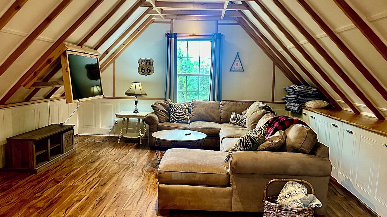 Photo of Livingroom in Glade Valley