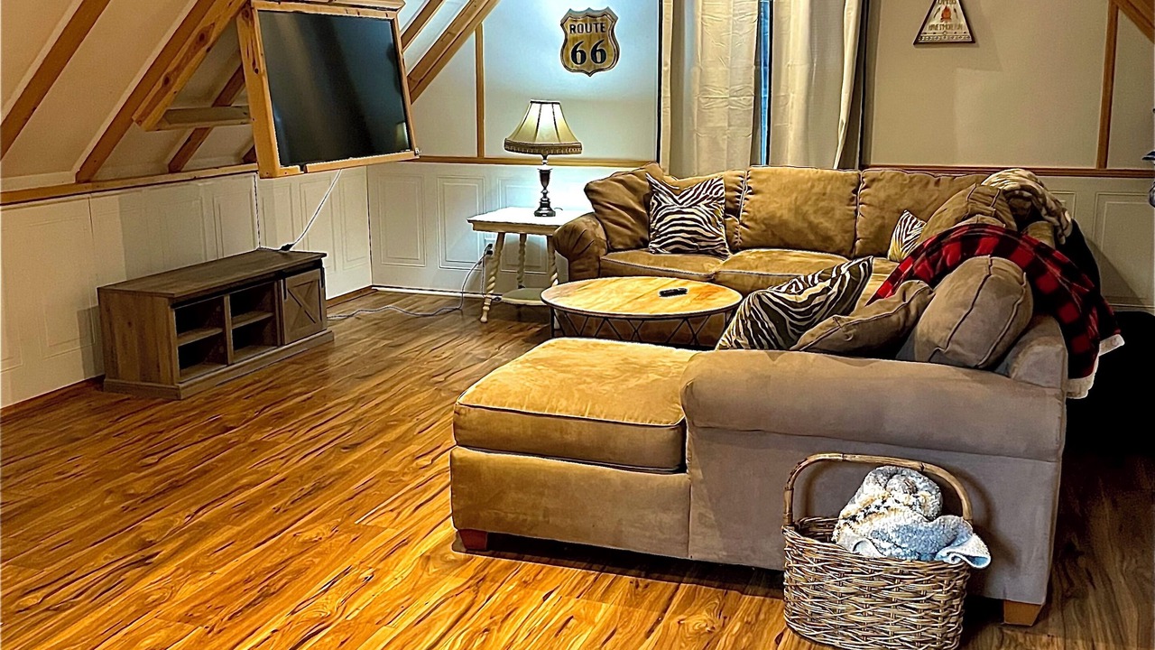 Photo of Livingroom in Glade Valley