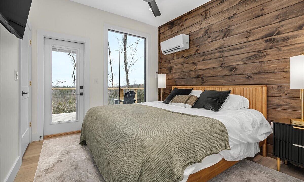 Photo of Bedroom in Campton