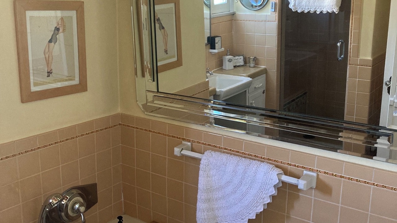 Photo of Bathroom in Adams Hill