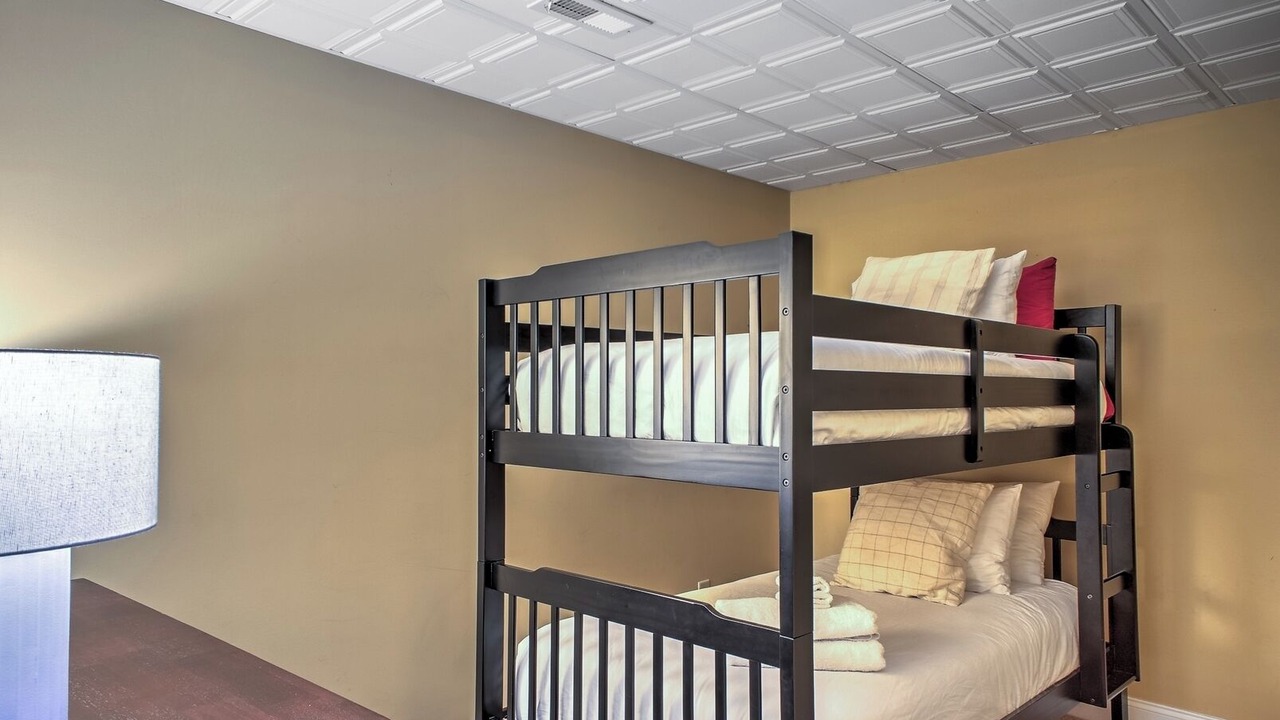 Photo of Bedroom in Swannanoa