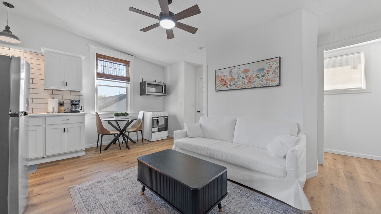 Photo of Livingroom in Covington
