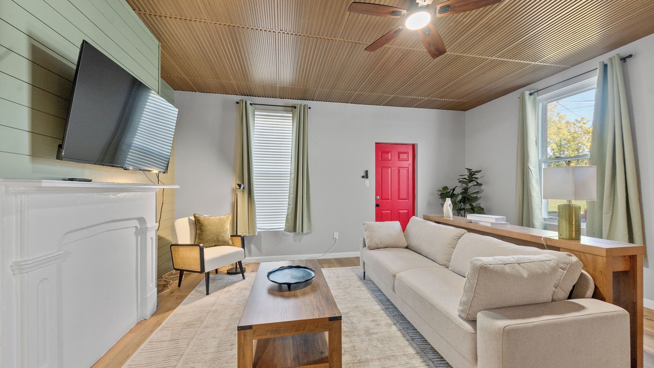 Photo of Livingroom in Covington