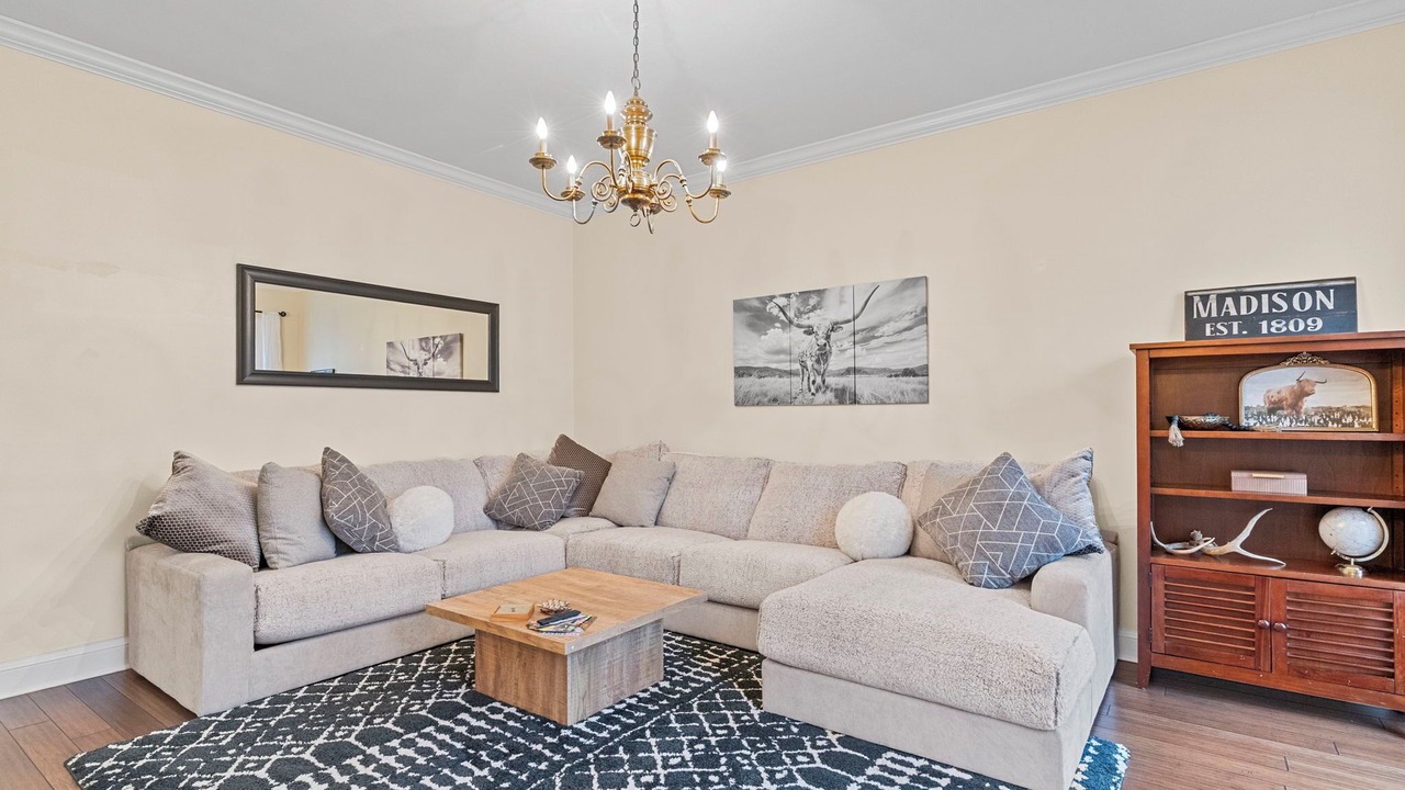 Photo of Livingroom in Madison