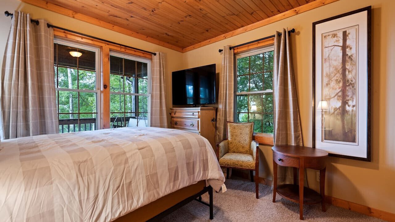 Photo of Bedroom in Maggie Valley