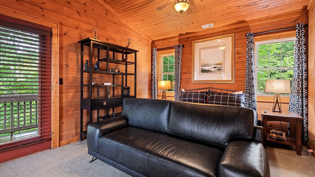 Photo of Livingroom in Maggie Valley