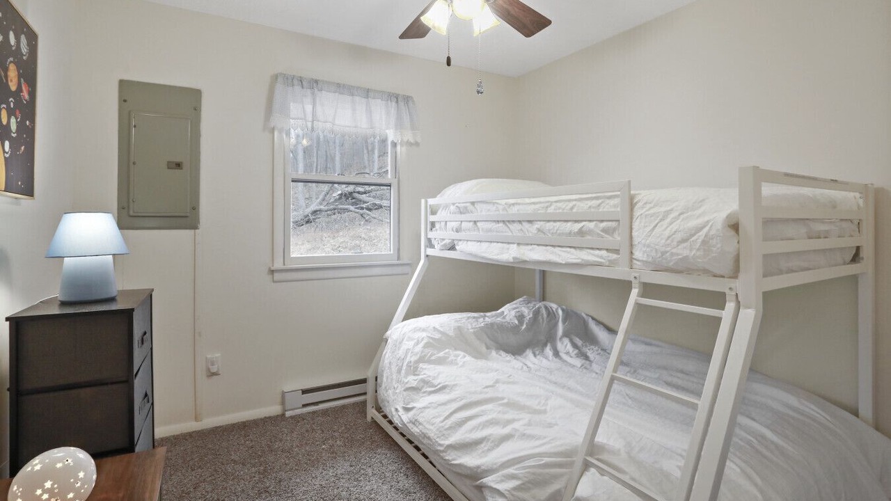 Photo of Bedroom in Great Cacapon