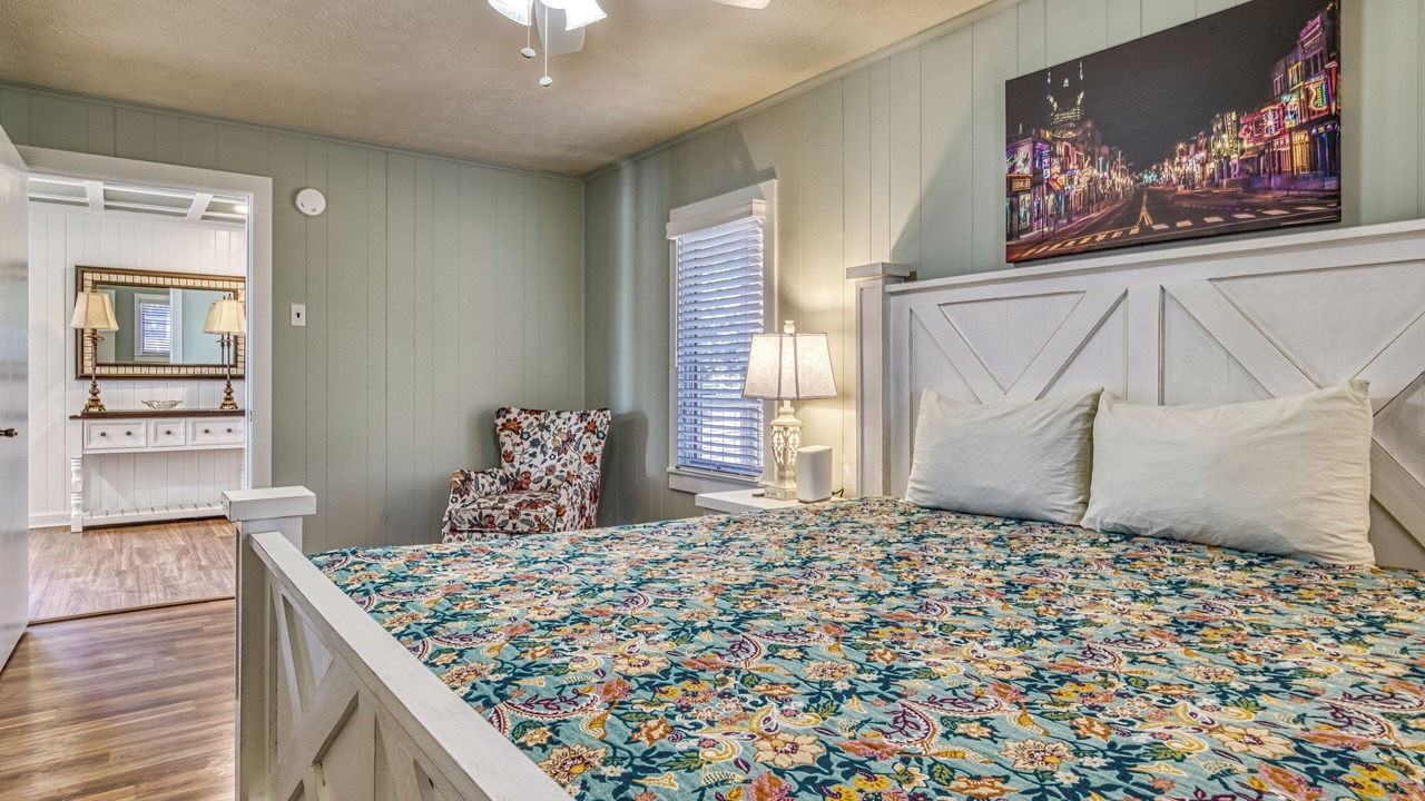Photo of Bedroom in Dandridge