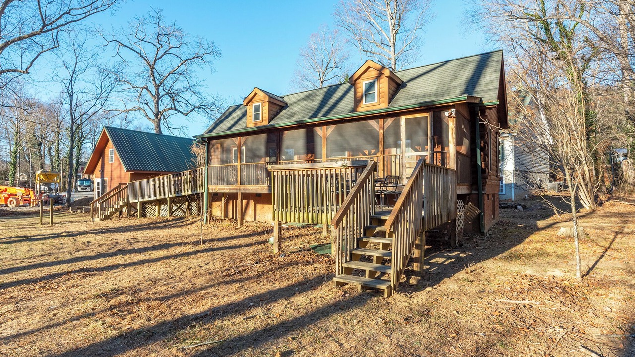 Photo of Outdoor in Black Mountain