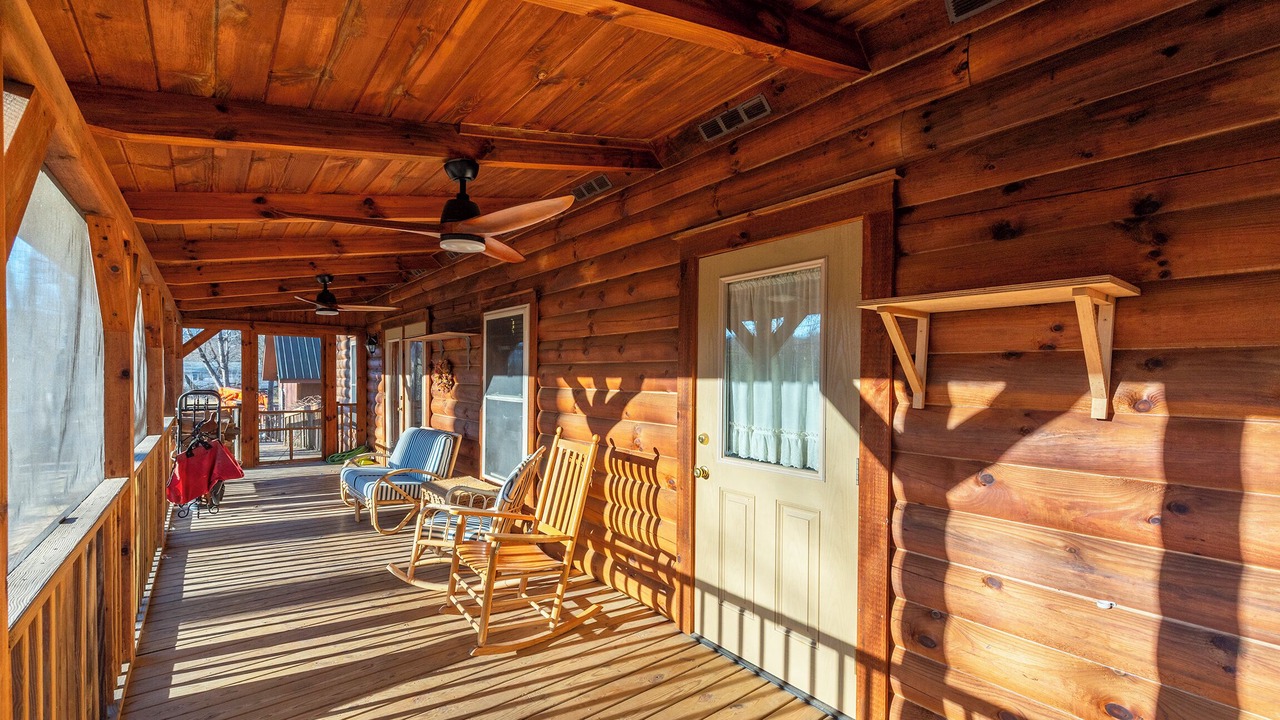 Photo of Patio Balcony in Black Mountain