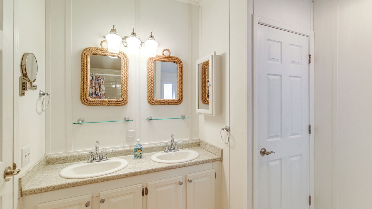 Photo of Bathroom in Butler