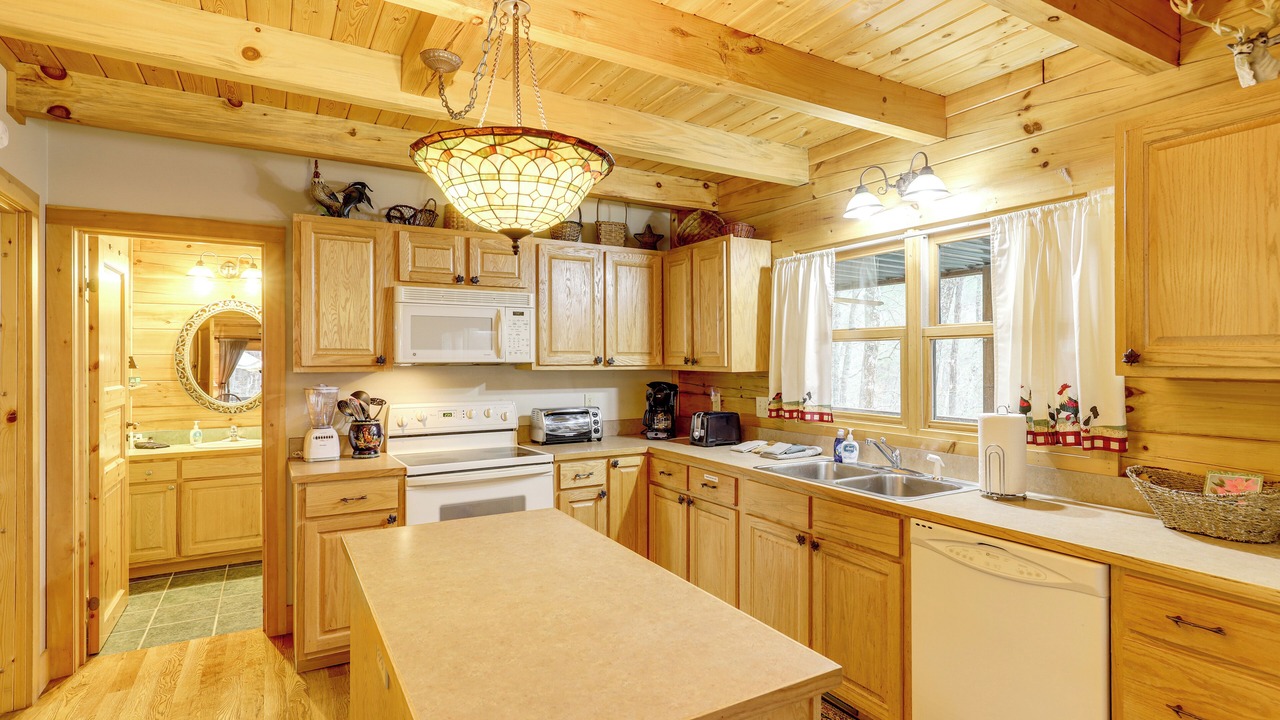 Photo of Kitchen in Hidden Lake
