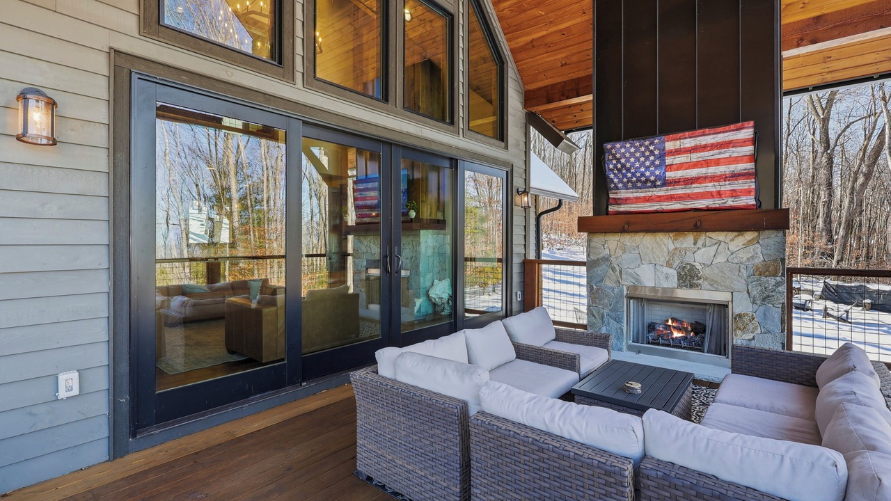 Photo of Patio Balcony in Banner Elk