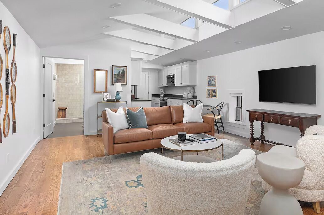Photo of Livingroom in North Upper Street