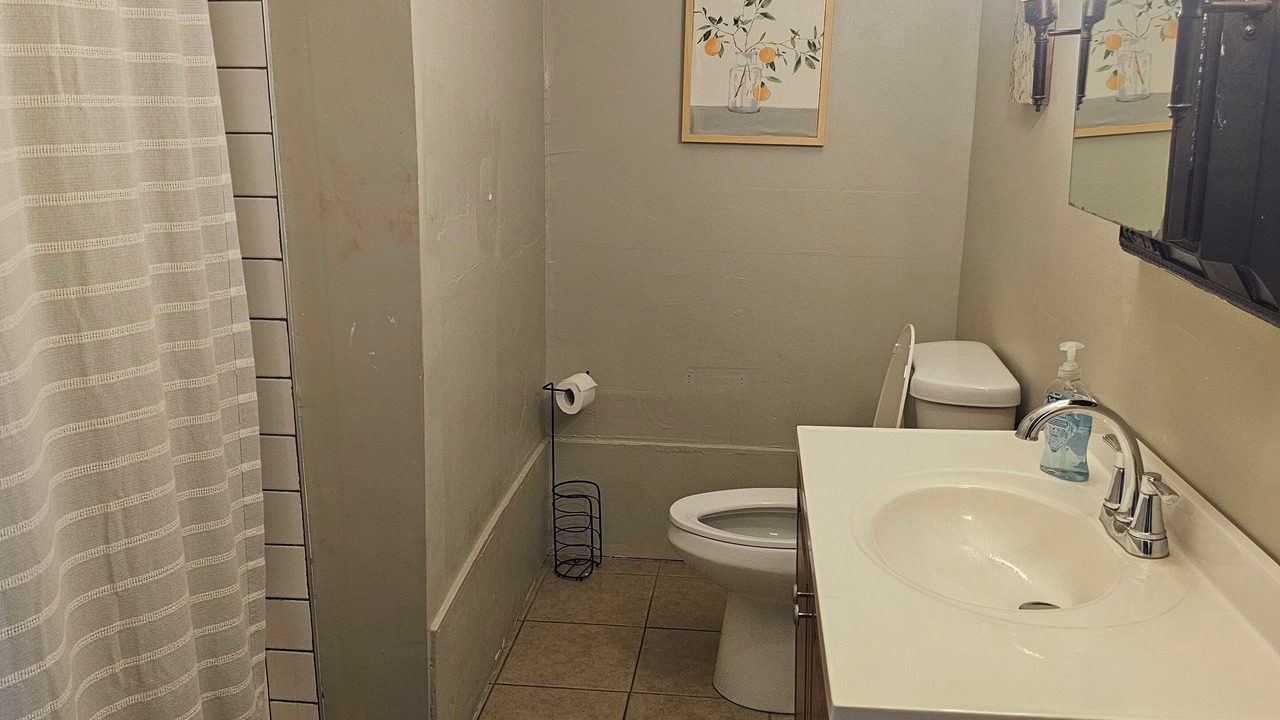 Photo of Bathroom in Williamstown