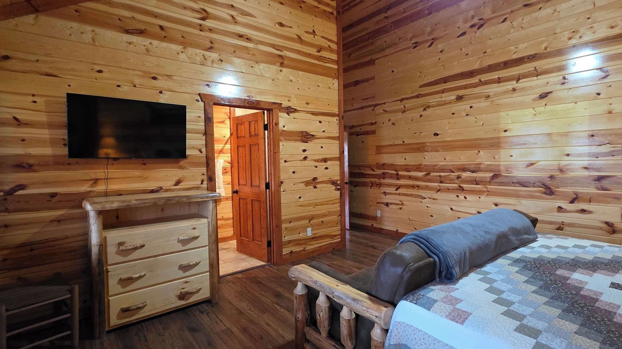 Photo of Bedroom in Chalet Village North