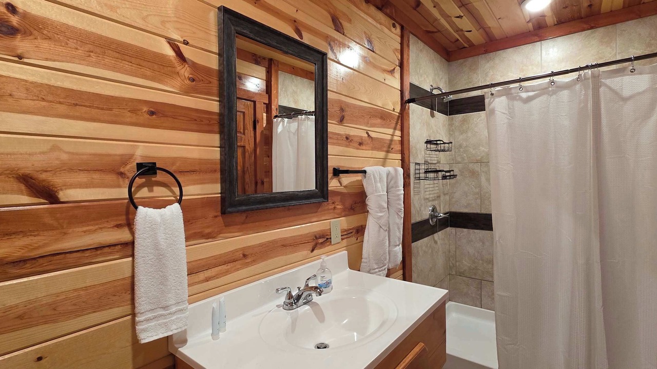 Photo of Bathroom in Chalet Village North