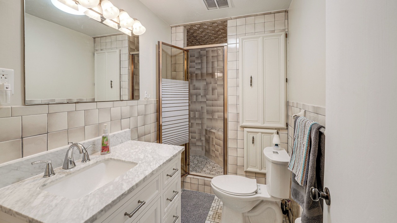 Photo of Bathroom in Belle