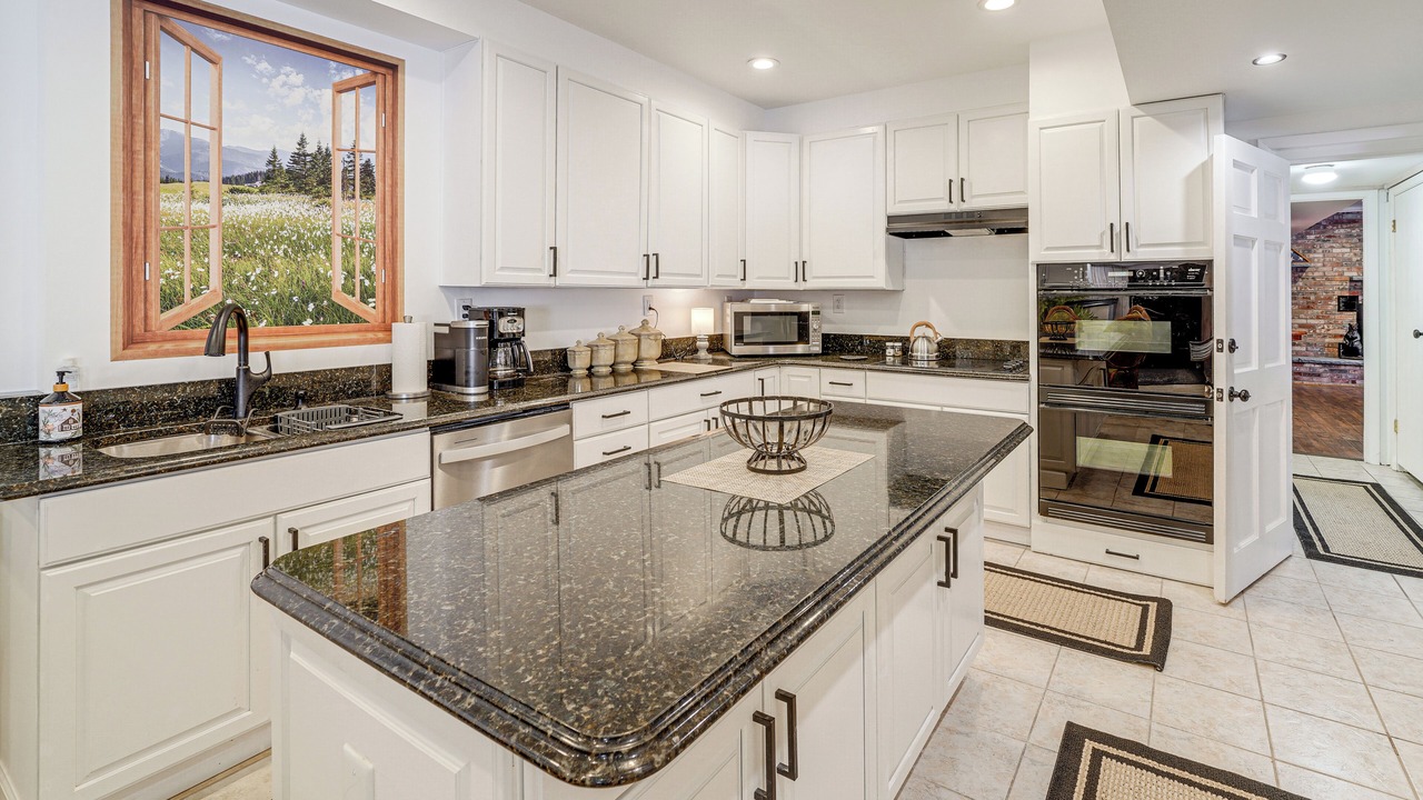 Photo of Kitchen in Belle