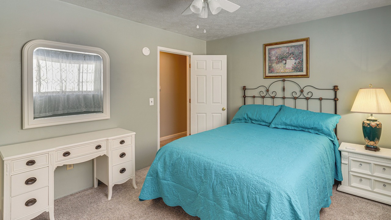 Photo of Bedroom in Belle