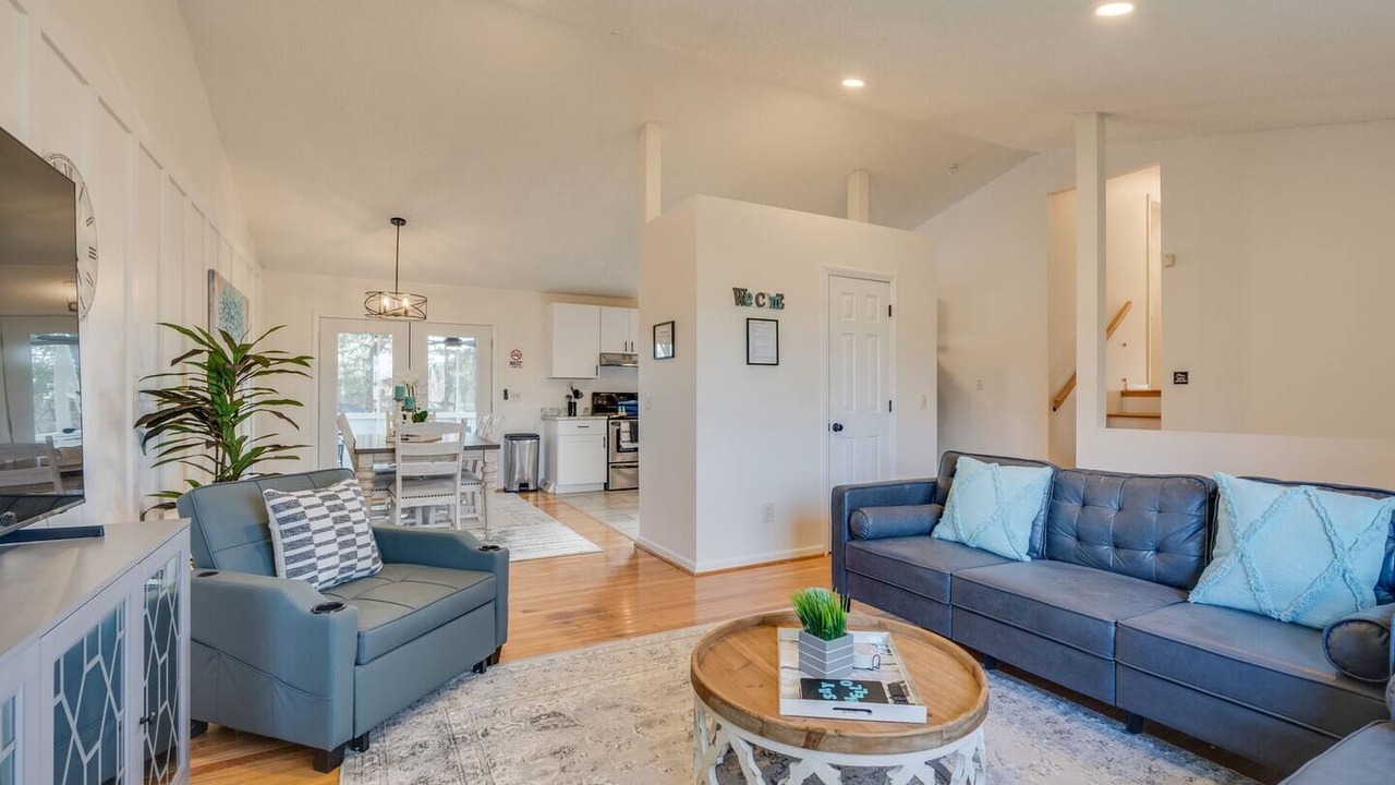 Photo of Livingroom in Jonesborough