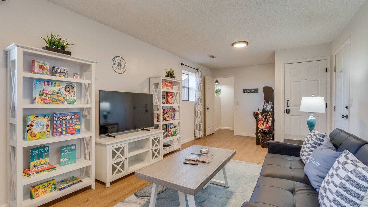 Photo of Livingroom in Jonesborough