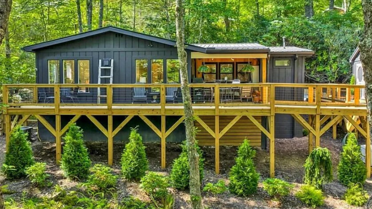 Photo of Outdoor in Newland