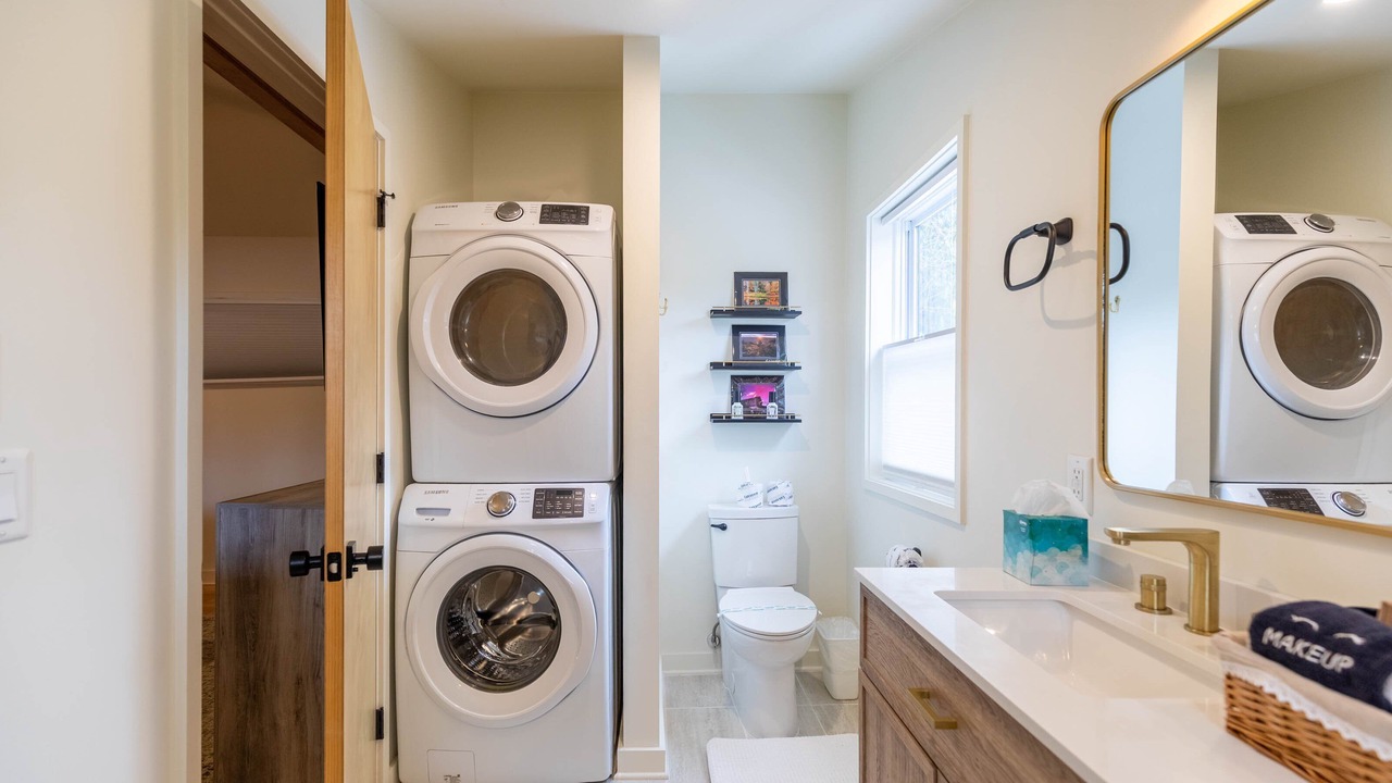 Photo of Bathroom in Newland