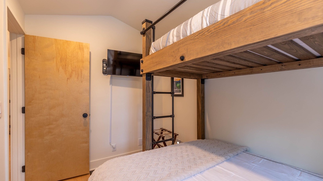 Photo of Bedroom in Newland