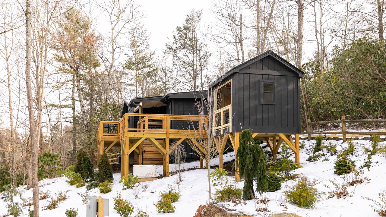 Photo of Outdoor in Newland