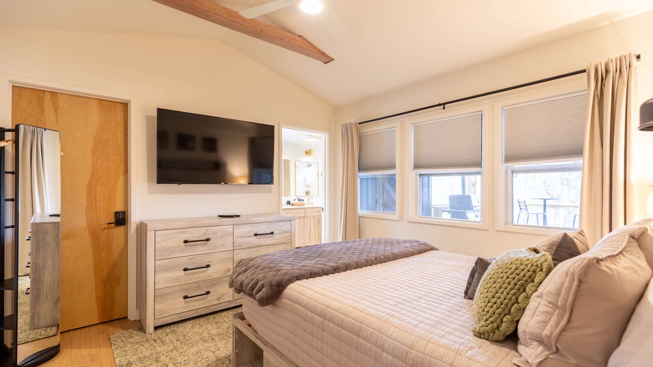 Photo of Bedroom in Newland