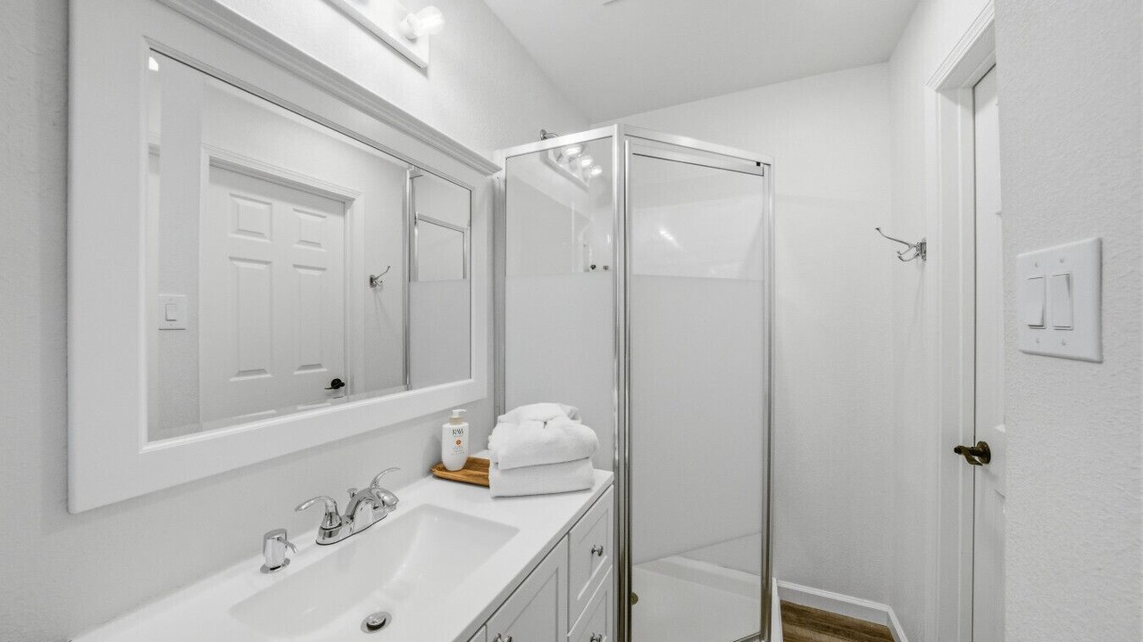 Photo of Bathroom in Cedar Bluff