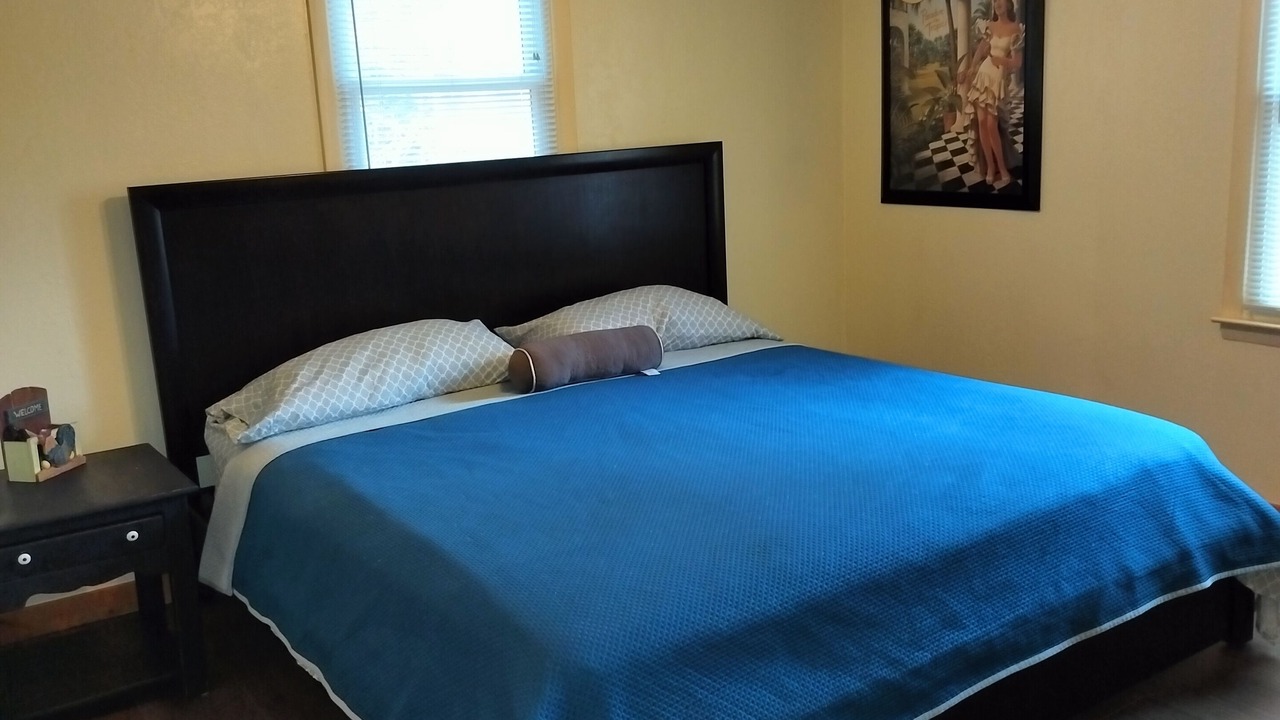 Photo of Bedroom in Lenoir