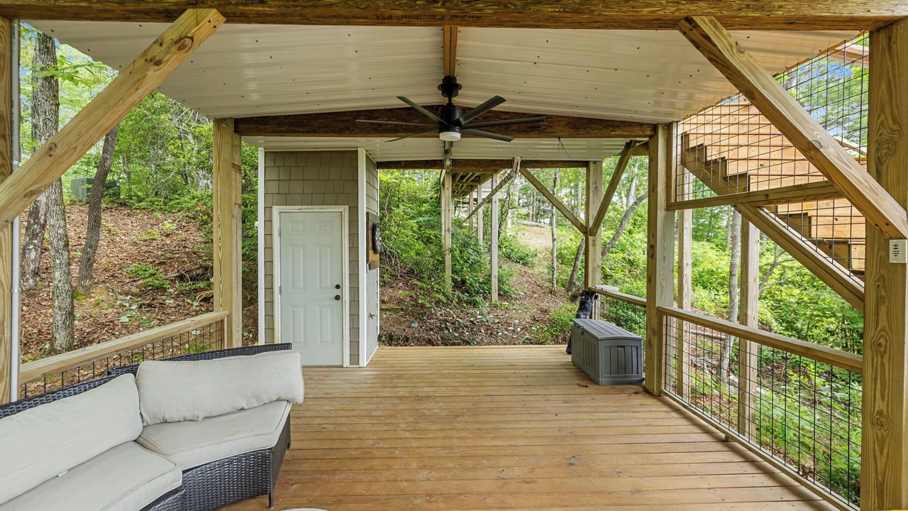 Photo of Patio Balcony in Brevard