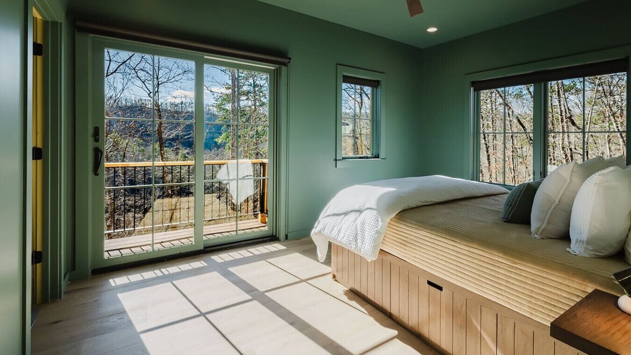 Photo of Bedroom in Old Fort