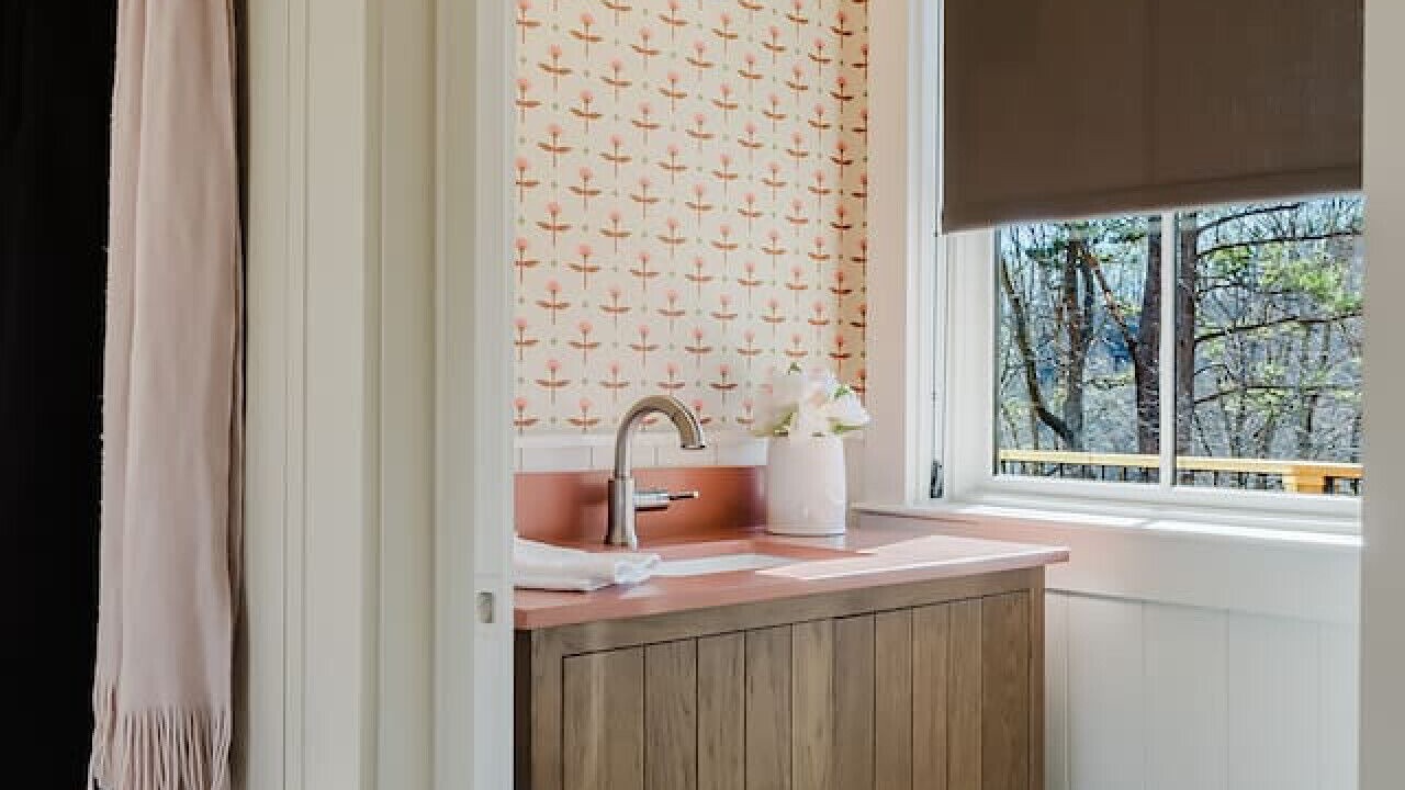 Photo of Bathroom in Old Fort