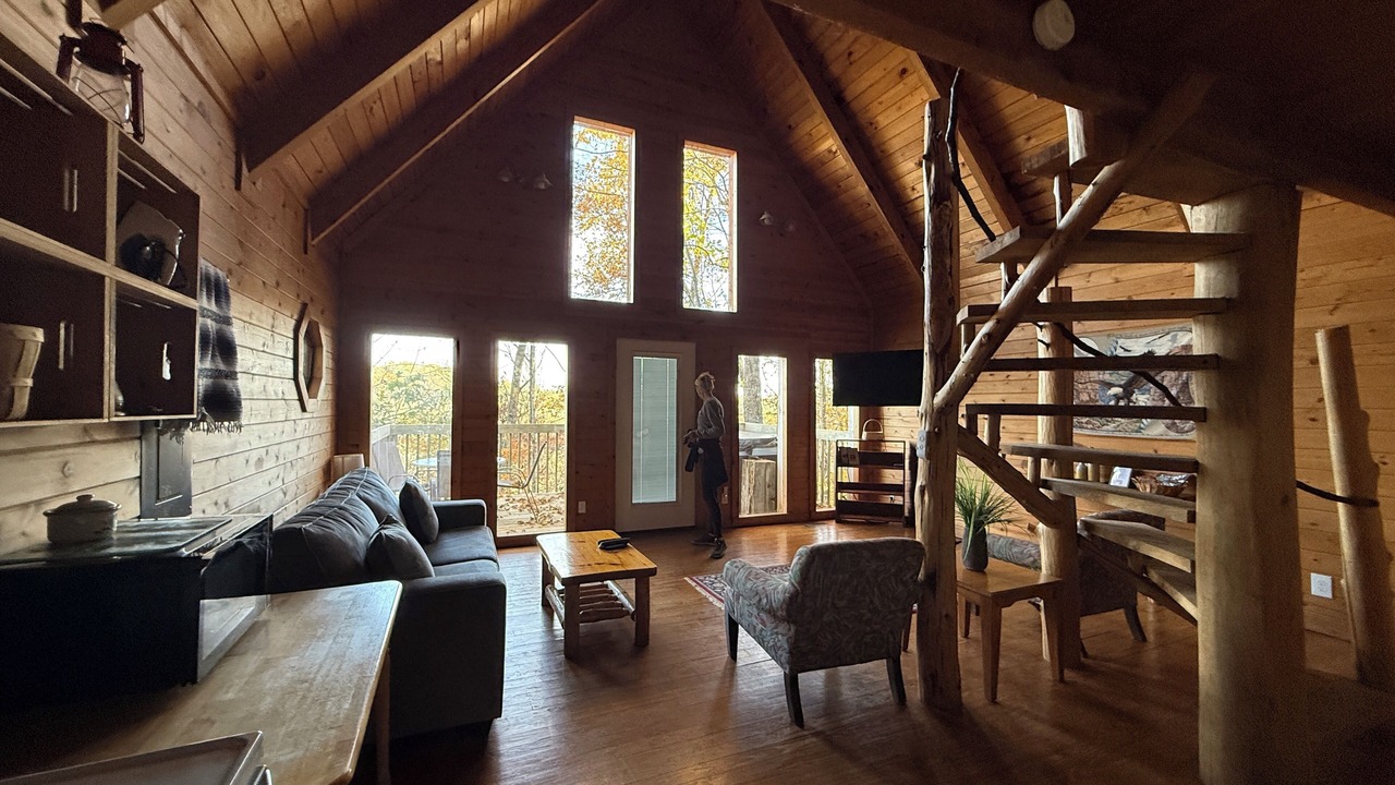 Photo of Livingroom in Rogers