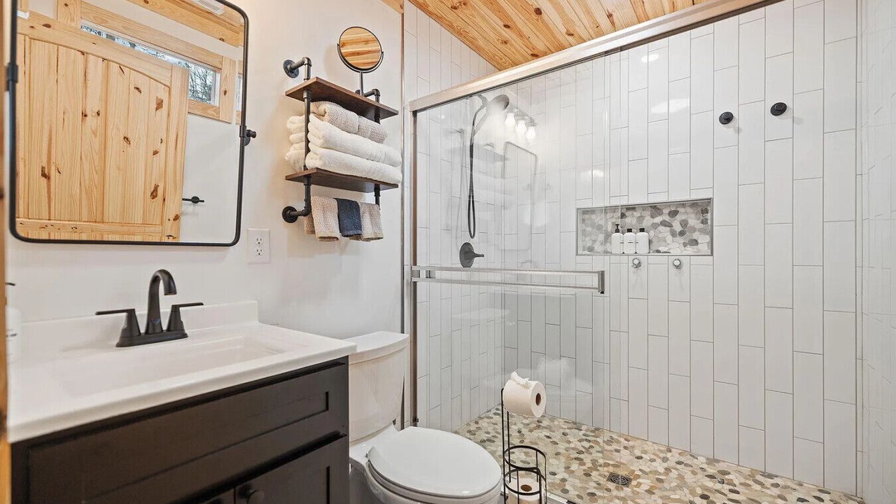 Photo of Bathroom in Rogers