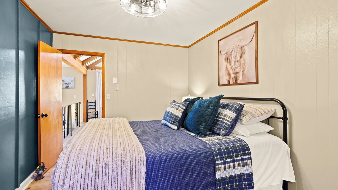 Photo of Bedroom in Elk Park