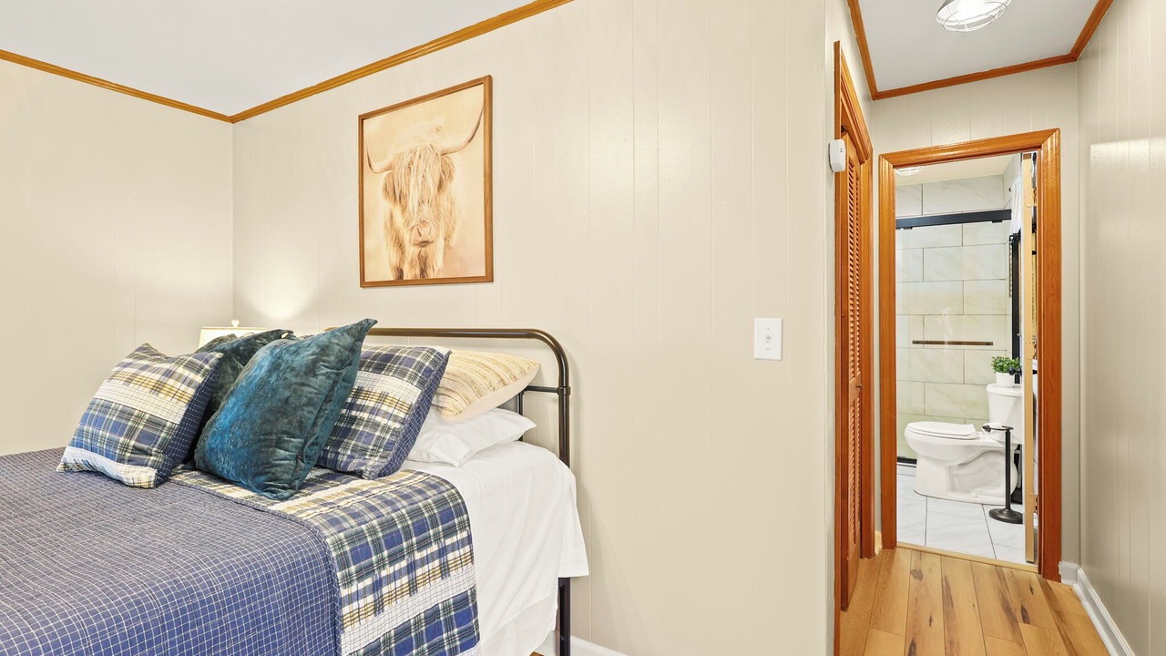 Photo of Bedroom in Elk Park