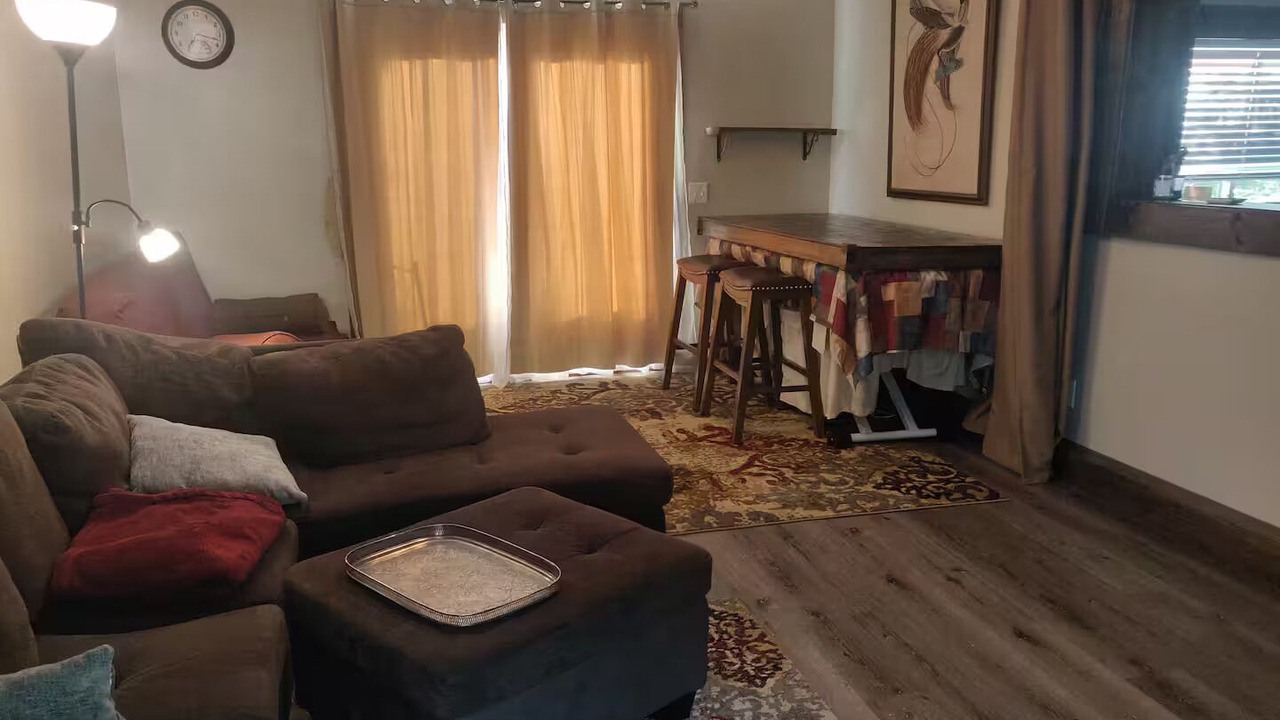 Photo of Livingroom in Woodfin