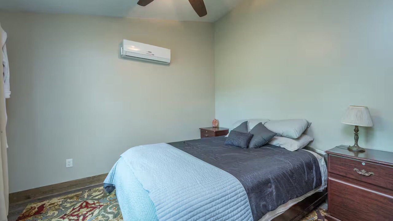 Photo of Bedroom in Woodfin
