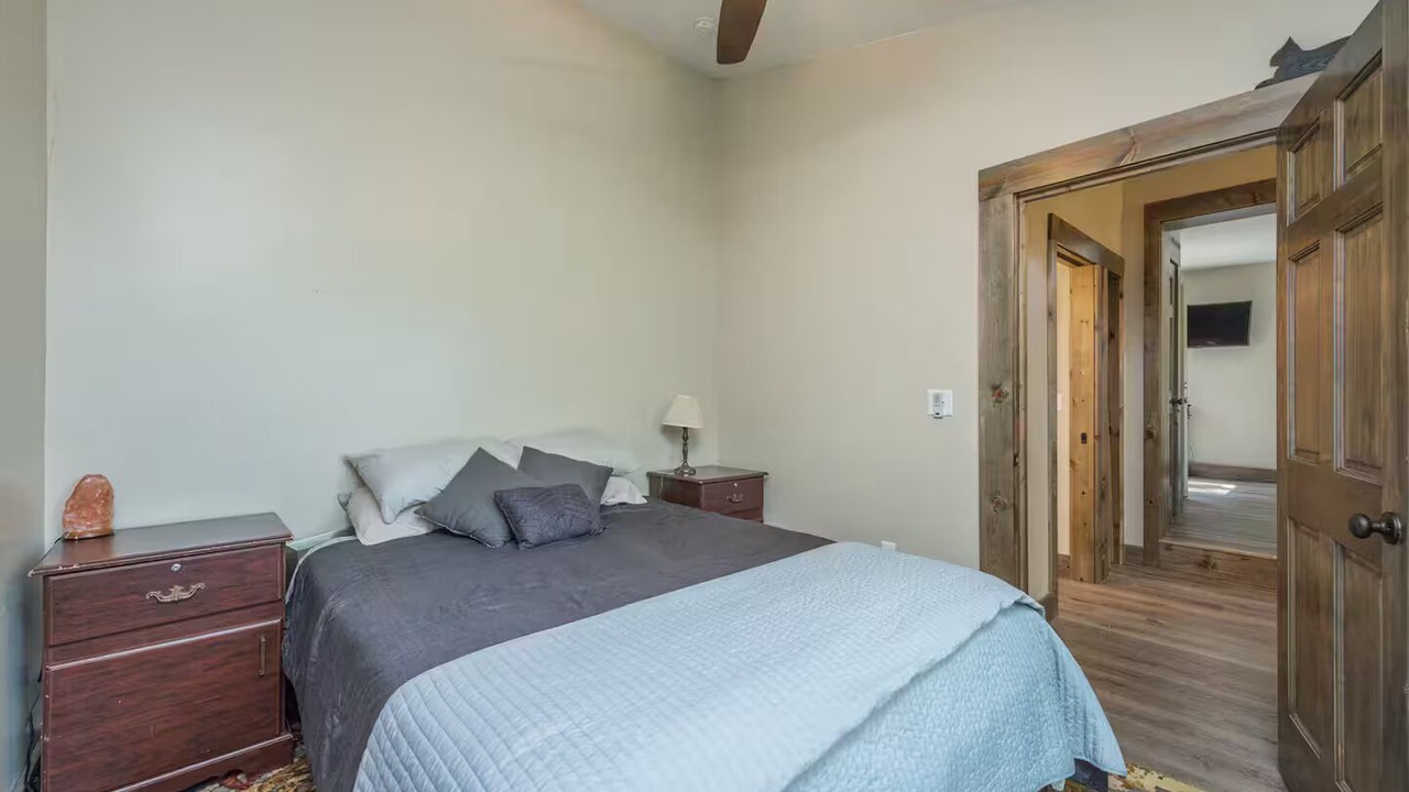 Photo of Bedroom in Woodfin