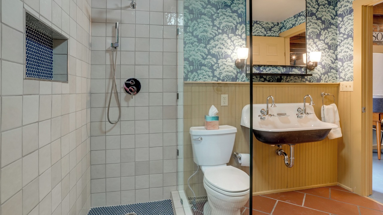 Photo of Bathroom in Madison