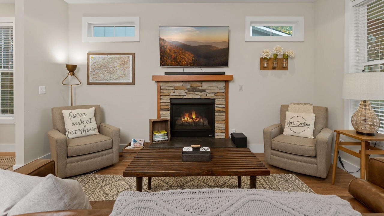 Photo of Livingroom in Fairview