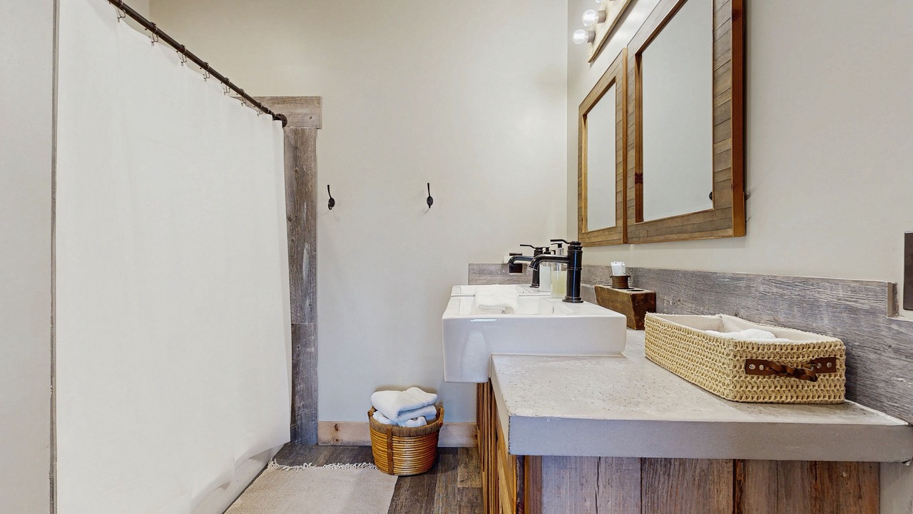 Photo of Bathroom in Elk Park