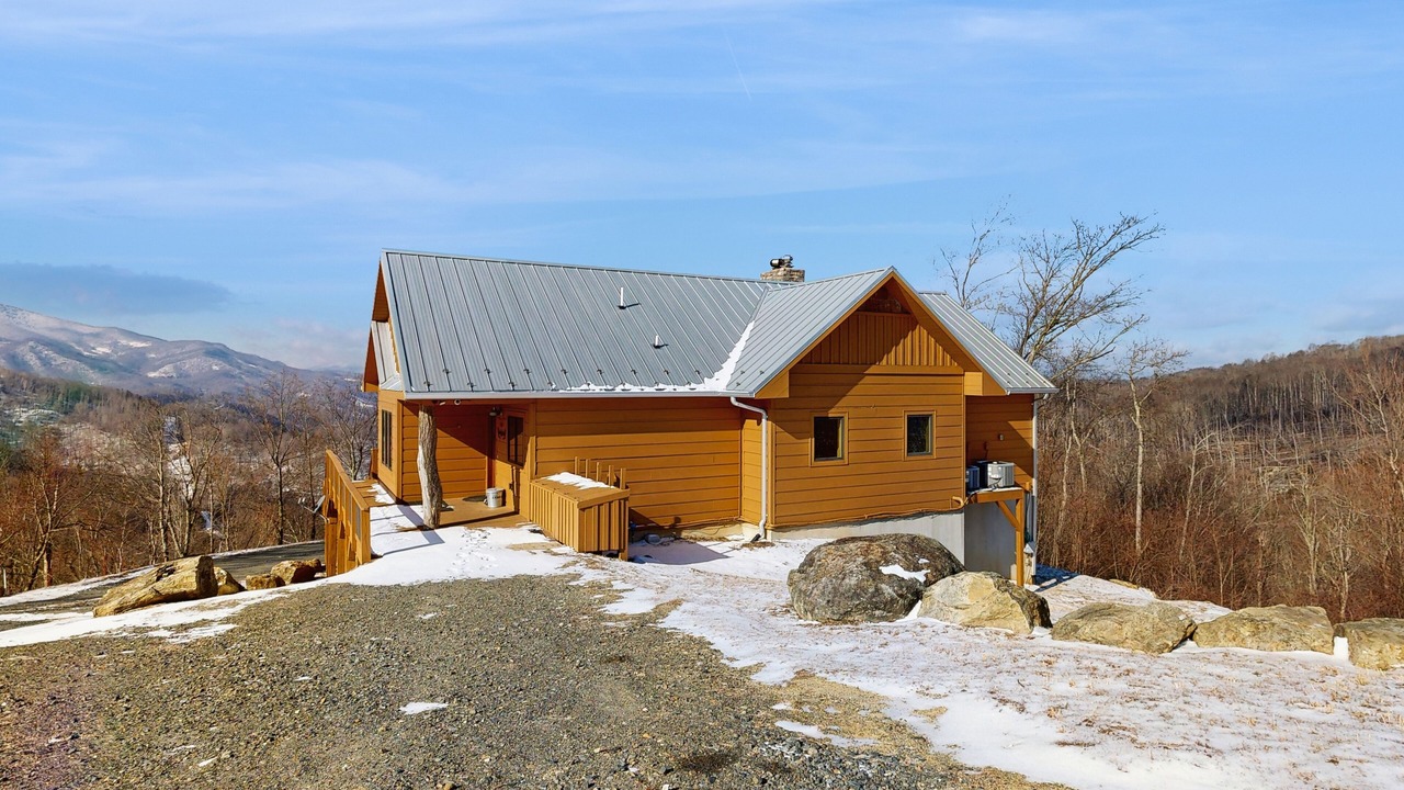 Photo of Outdoor in Elk Park